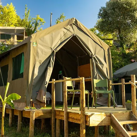 Lüks kamp alanı Safari Glamping Portugal Whale Ventosa (Braga)