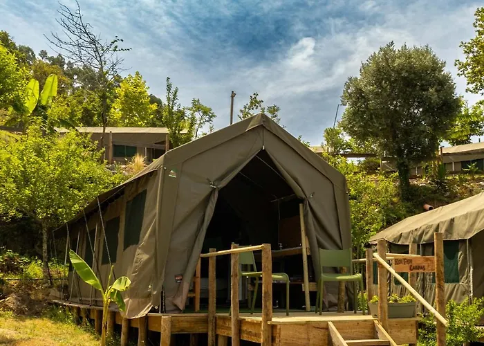 Luxury tent Safari Glamping Portugal Whale